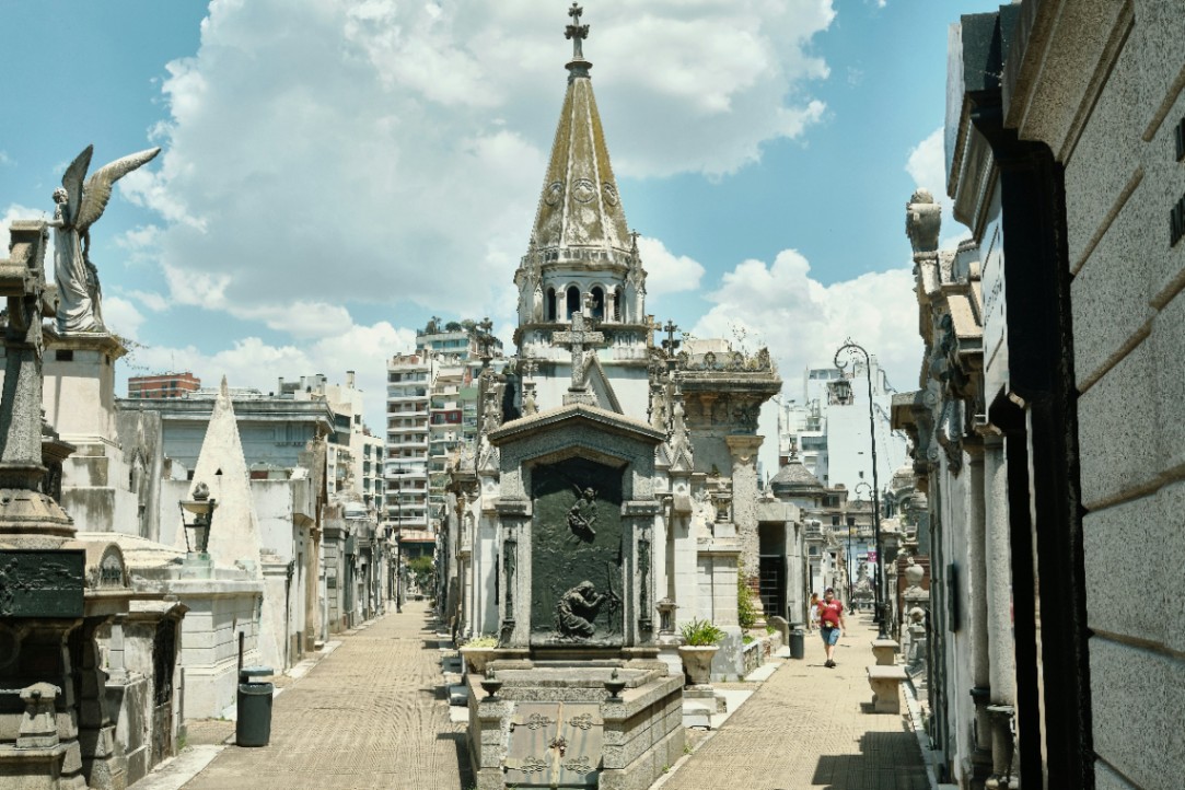 El cementerio de Recoleta: historia, tumbas célebres y cómo visitarlo